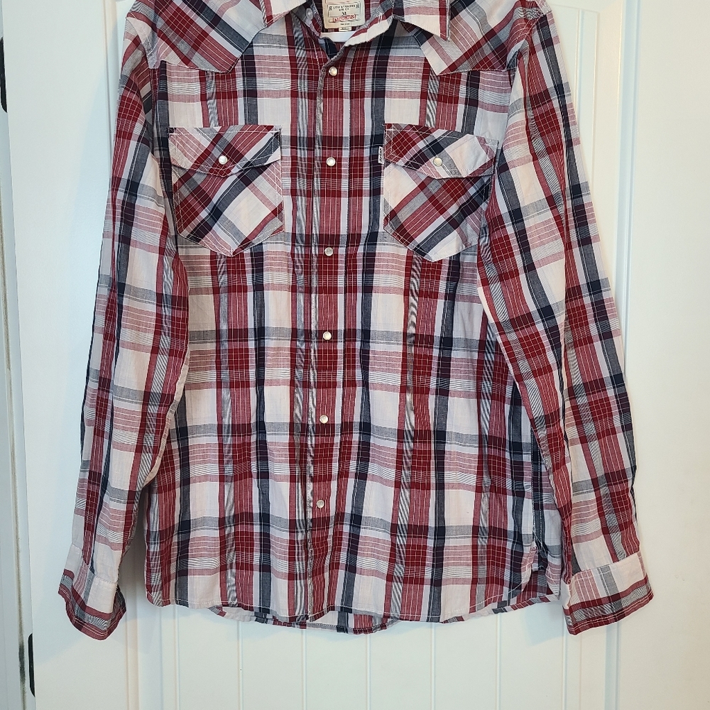 Levi Strauss pearl snap button up